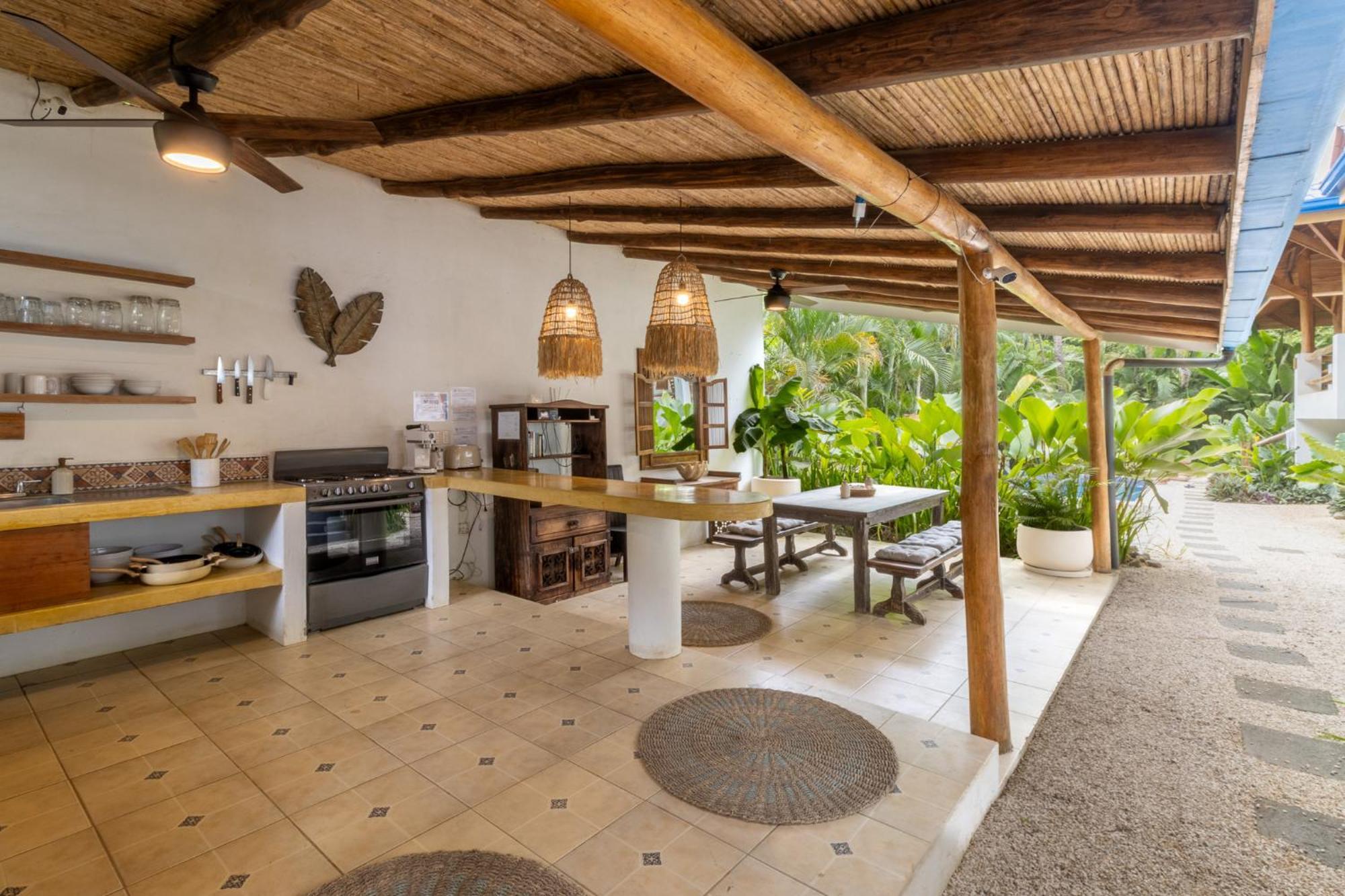 Отель Blue Surf Sanctuary Playa Santa Teresa  Экстерьер фото