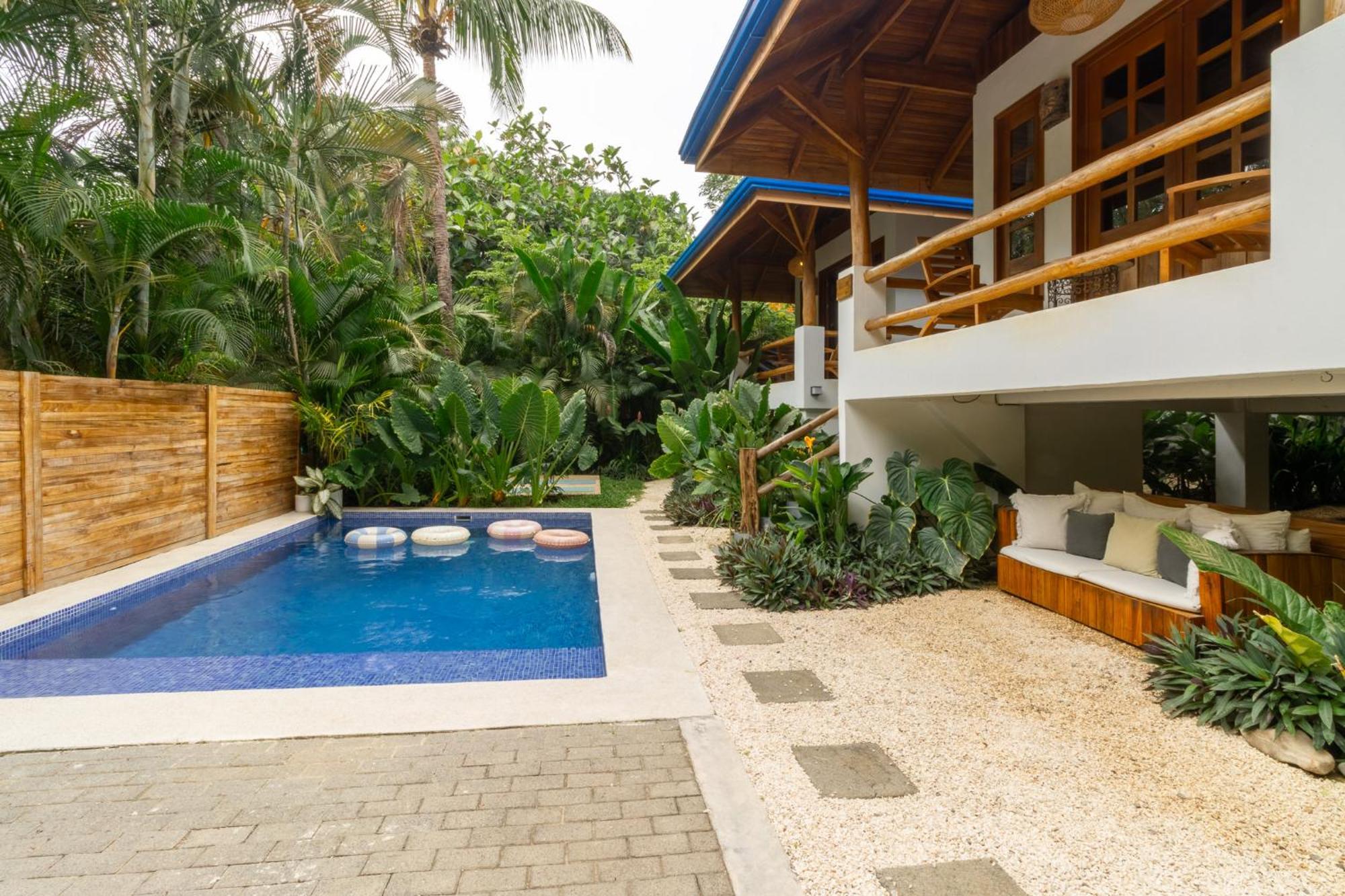 Отель Blue Surf Sanctuary Playa Santa Teresa  Экстерьер фото