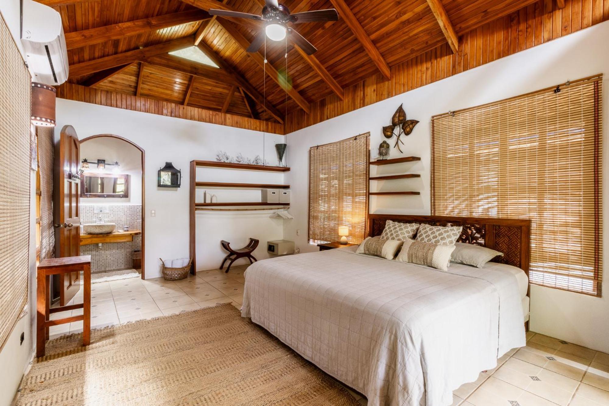 Отель Blue Surf Sanctuary Playa Santa Teresa  Экстерьер фото