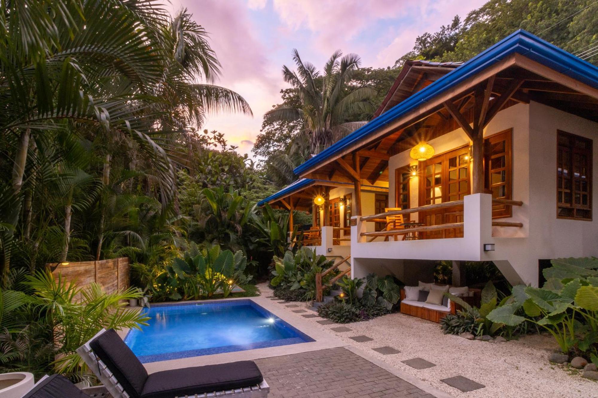 Отель Blue Surf Sanctuary Playa Santa Teresa  Экстерьер фото